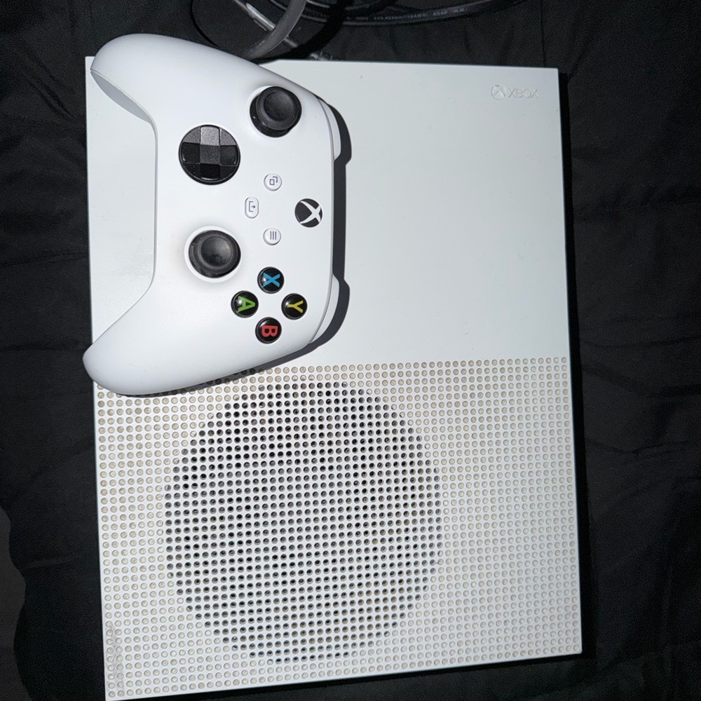 Xbox One S